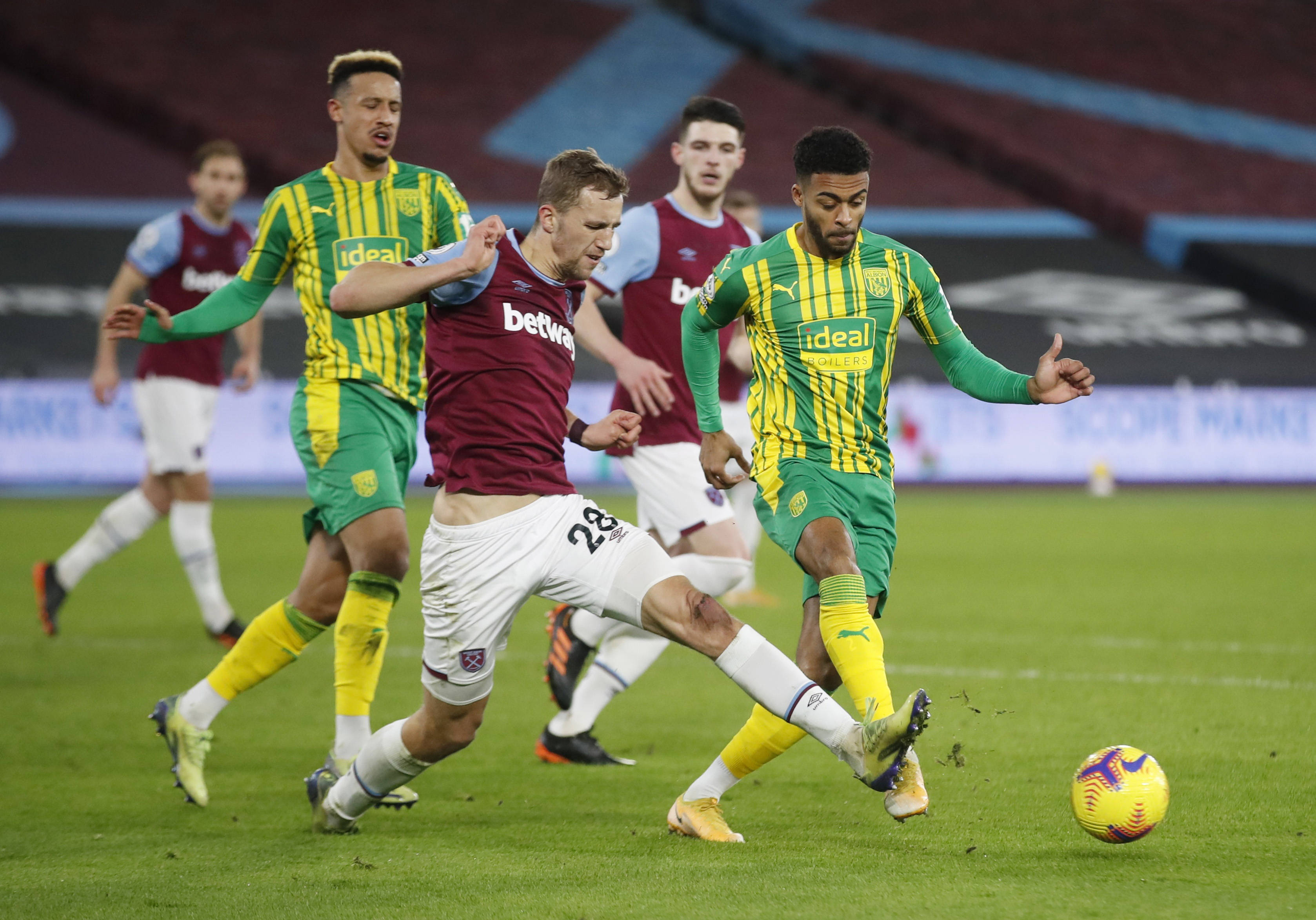 坚持不懈的 坚持不懈的